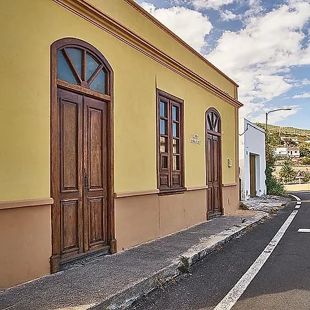 Antigua Escuela De 1840 Vakantiehuis Fasnia
